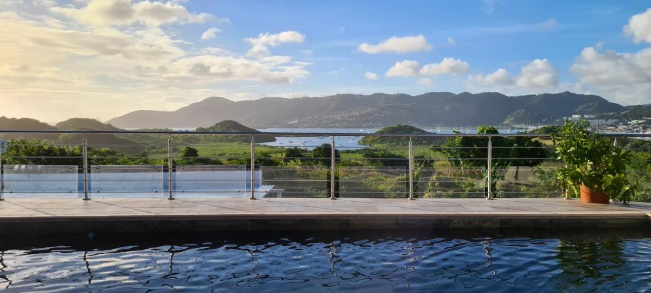 Bas De Villa Piscine Petit Versailles Sainte Anne Exterior foto