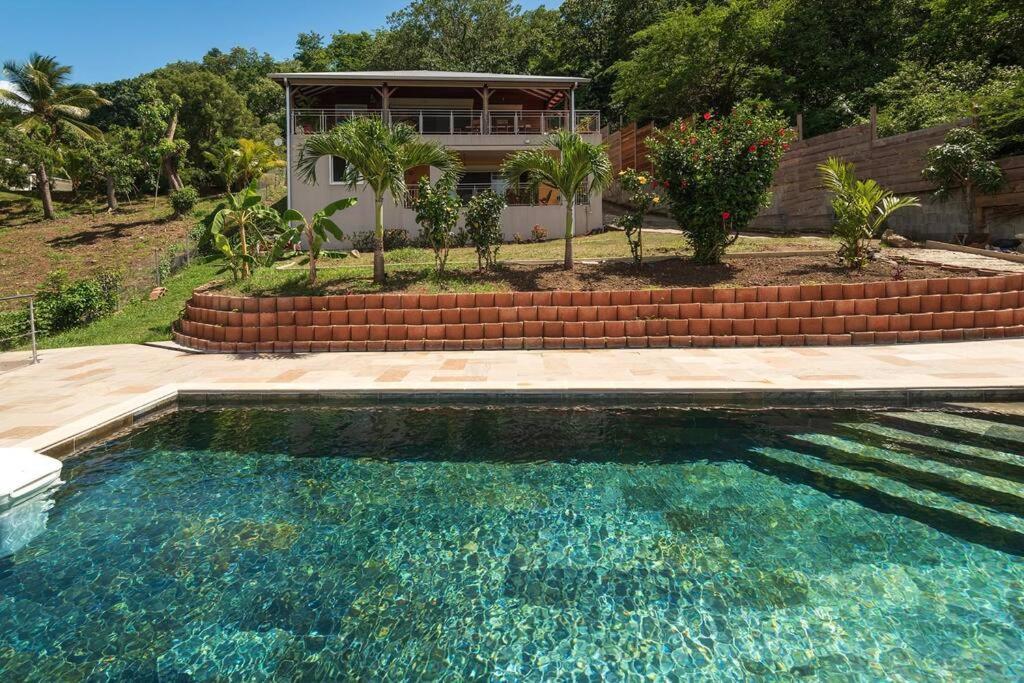 Bas De Villa Piscine Petit Versailles Sainte Anne Exterior foto